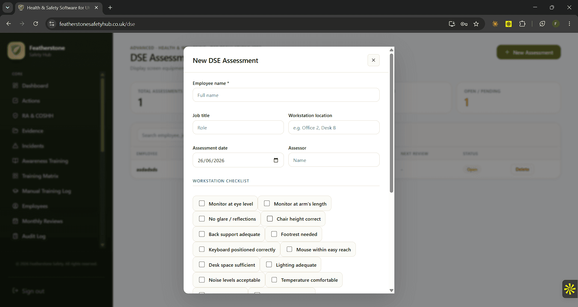 New DSE assessment form in Featherstone Safety Hub showing the workstation checklist